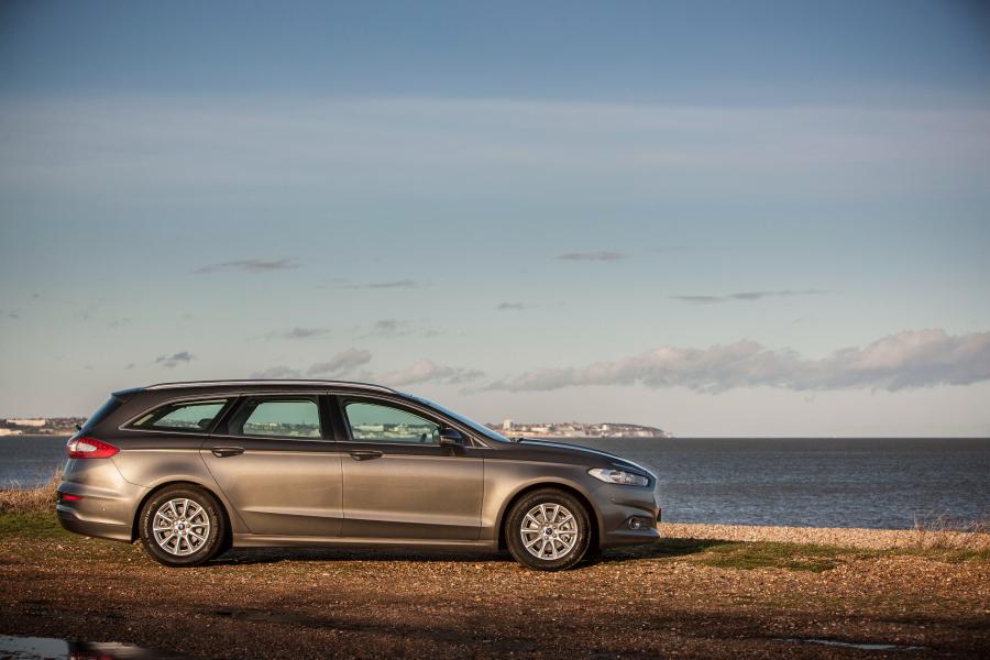  Ford Mondeo Estate 2014 года  (фото 2 из 17)